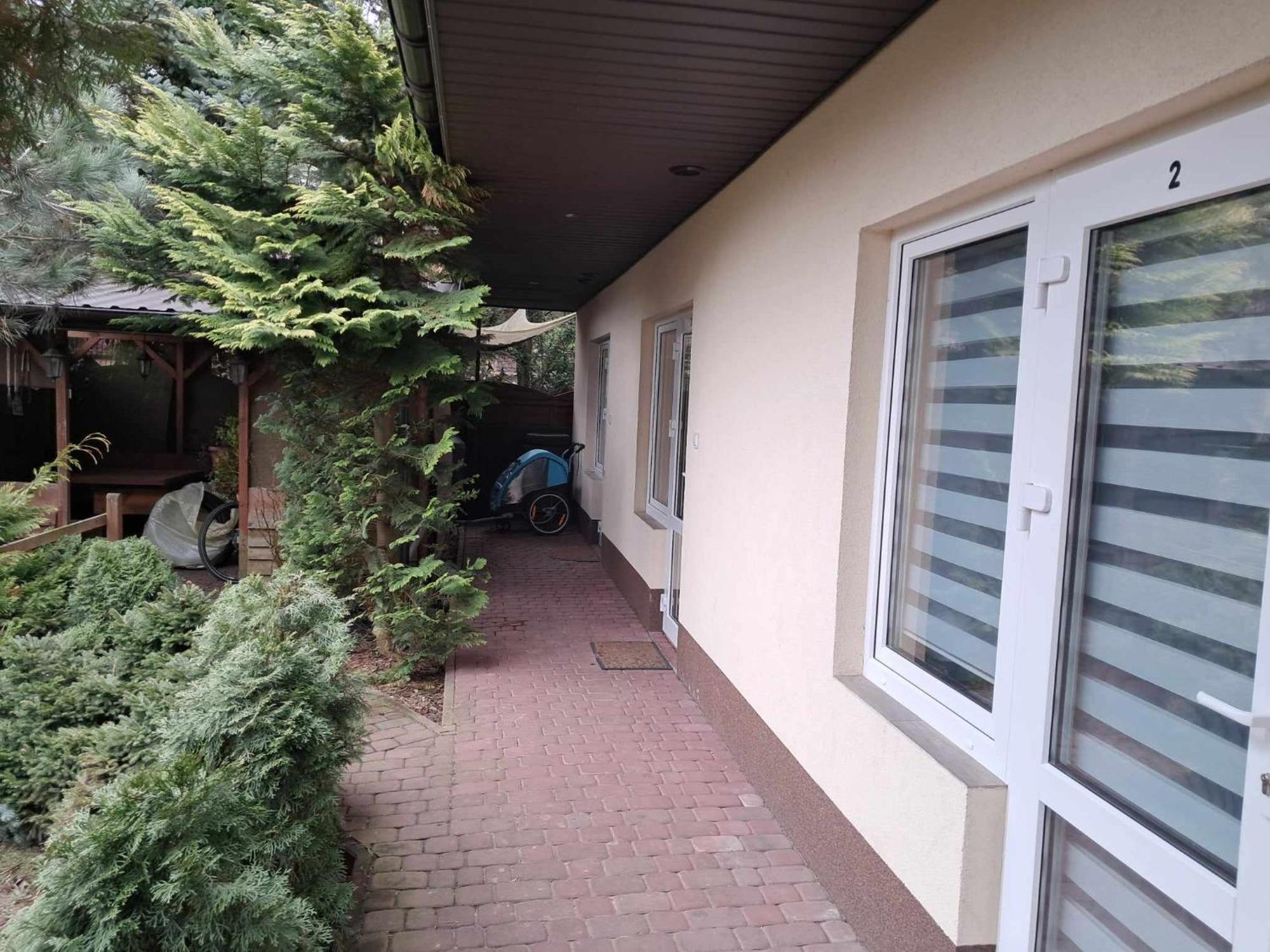 Julia 1-3 Parter Chodkiewicza Sniadanie Kontynentalne Kielce